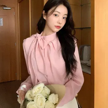 리본 포함 핑크 긴팔 블라우스 프리 사이즈