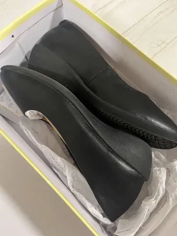taleperor 블랙 쿠션 펌프스 22.5cm