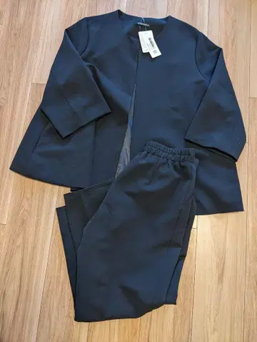 새상품 택 포함 노카라 네이비 셋업 수트 아쿠아 차고