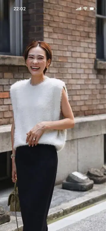 미사용 새상품 ELLIE 아이보리 슬리브리스 니트 베스트