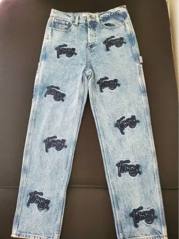 TOMMY JEANS 자수 로고 데님 팬츠 28 32