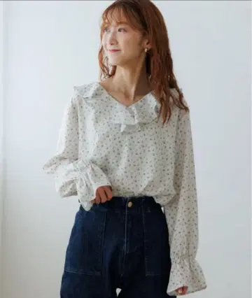 flower 러플 블룸 블라우스 아이보리
