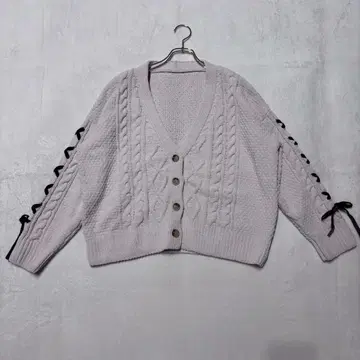 [ 엑시즈팜 ] ( M ) 몰얀 니트 가디건 케이블 짜임 긴팔