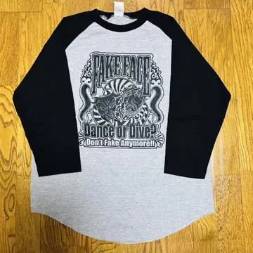 FAKE FACE 래글런 L 사이즈