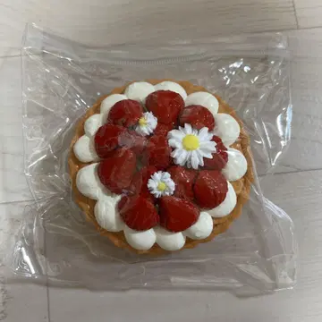 Creamy Tree 딸기 타르트