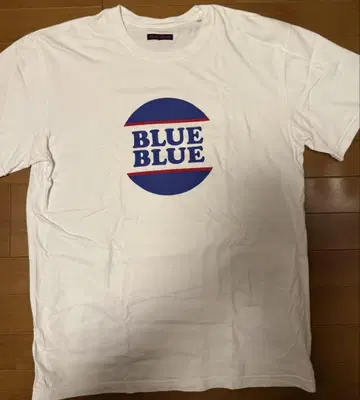 BLUE BLUE 로고 T셔츠 화이트
