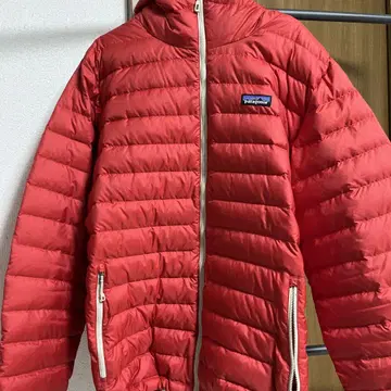 patagonia 레드 다운 자켓 L