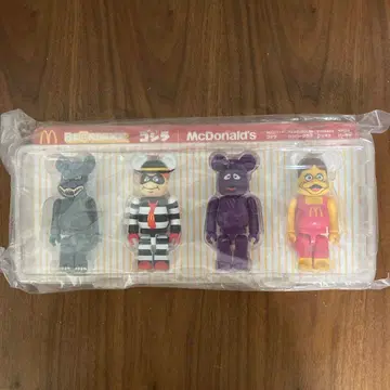 맥도날드 베어브릭 미개봉 새상품