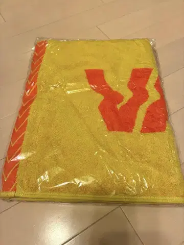 [ 미개봉 ] vaundy 노랑 x 오렌지 로고 타월