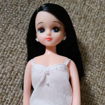 리카짱 캐슬 블랙 스트레이트 헤어