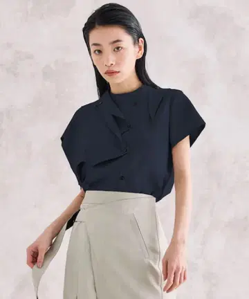라이트 린넨 라이크 블라우스 블랙
