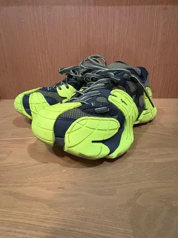 CAMPER lAB 캠퍼 라보 Tormenta