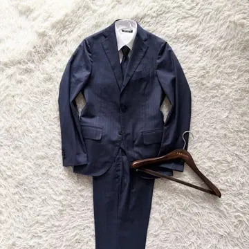[새상품급] LARDINI 네이비 울 수트 사이즈 42