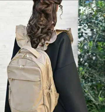시마무라 베이지 나일론 다기능 백팩 프릴 mumu 택 포함