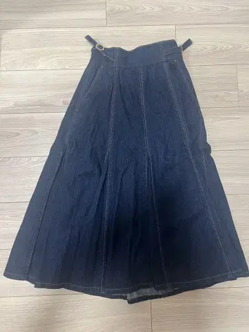 질 스튜어트 데님 플레어 스커트 S