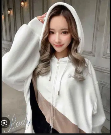 Rady 컬러 블록 후드티 상의