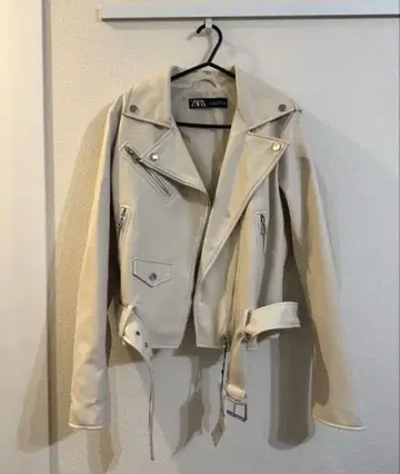 ZARA 페이크 레더 자켓 M