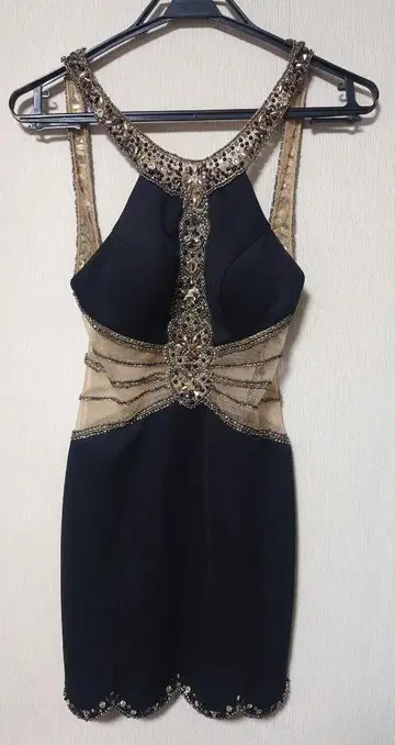 AngelR 블랙 비쥬 드레스