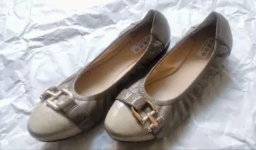히미코 스니커즈 펌프스 버클 25cm