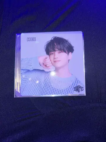 ONE N' ONLY 원엔 원  REI LUMINA 클리어 트레이딩 카드