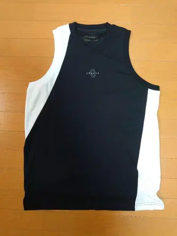 cronos 탱크탑