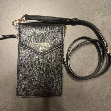 [ 새상품급 ] 마이클코어스 스마트폰 숄더백 블랙 MICHAEL KORS