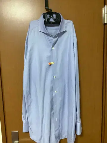 피나모레 라이트 블루 긴팔 셔츠