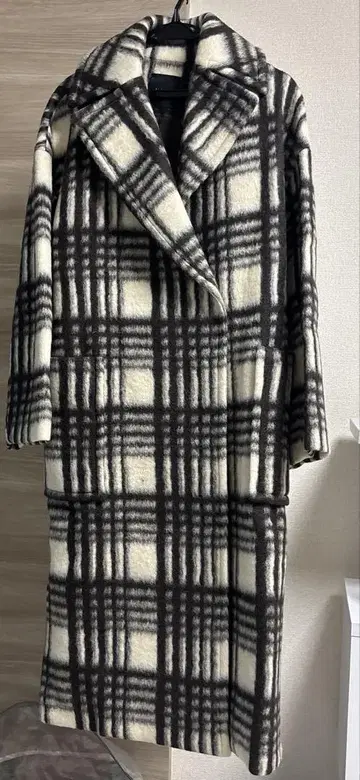 N.O.R.C 체크 무늬 롱 코트