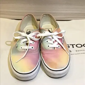 VANS 오센틱 타이 다이 핑크