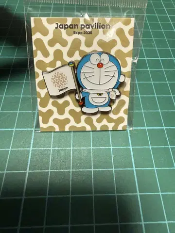 오사카 간사이 박람회 일본관 도라에몽 깃발 핀 배지 핀즈 파빌리온 한정판
