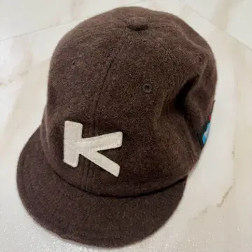 KAVU 브라운 야구 모자