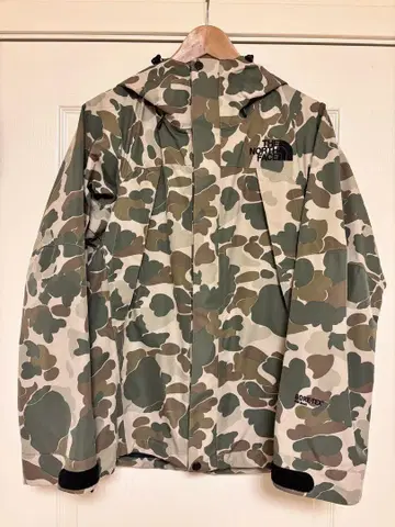 THE NORTH FACE 고어텍스 카모플라쥬 마운틴 후드티
