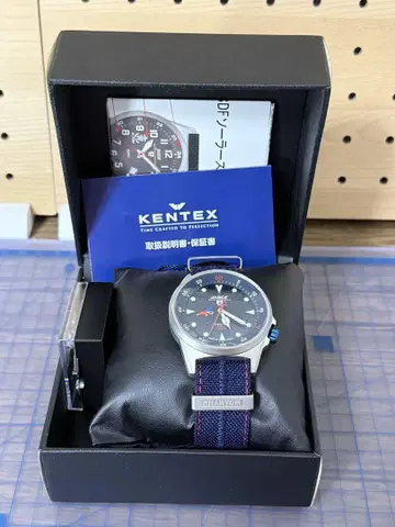 KENTEX 손목시계 JSDF 솔라 302비행대 모델 S715M-12