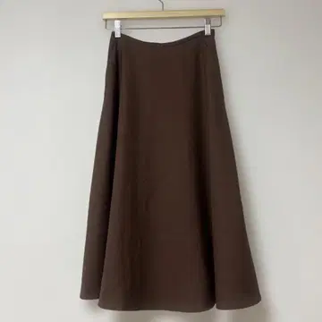 [ NATURAL BEAUTY BASIC ] 브라운 플레어 스커트