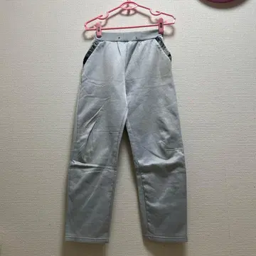 그레이 조거 팬츠 포켓 부착