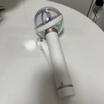 INI 공식 응원봉 화이트 핑크