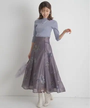 아푸와이저 리셰 클래시컬 플라워 스커트