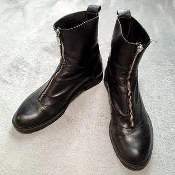 ZARA 38 블랙 가죽 숏부츠 지퍼