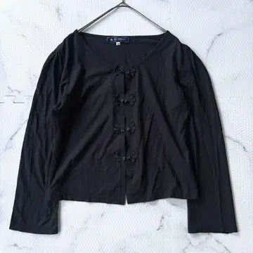 새상품급 엠즈 그레이시 네이비 까멜리아 가디건 L