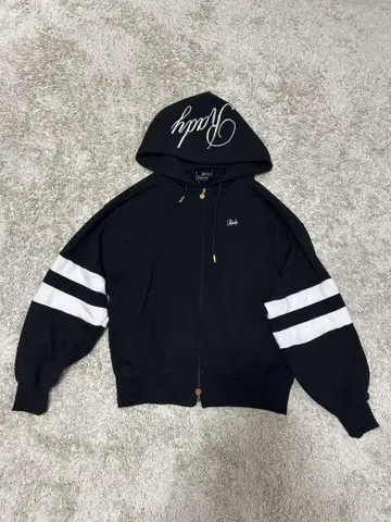 가격 인하했습니다 Rady 블랙 후드티 S 사이즈