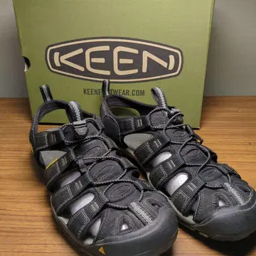 203-38 KEEN NewportH2 샌들 26.5cm