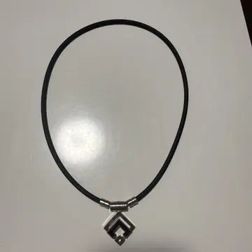 티타늄 목걸이