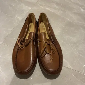 SAKS FIFTH AVENUE 브라운 모카신