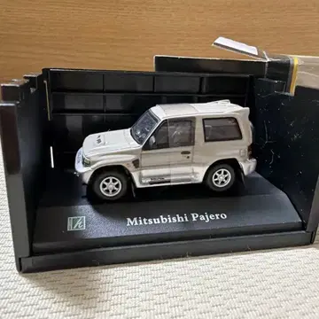 테크노파루 미쓰비시 파제로 미니카 1/72