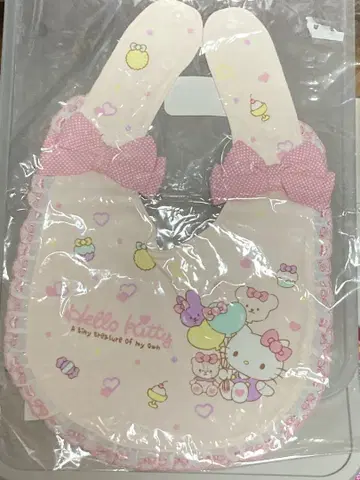 헬로키티 스카프 턱받이