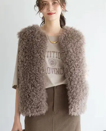 23구 새상품 인조 모피 베스트