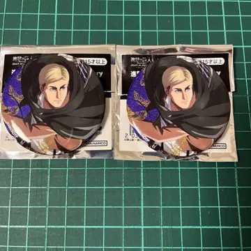 진격의 거인 attack on memory 글리터 캔뱃지 엘빈