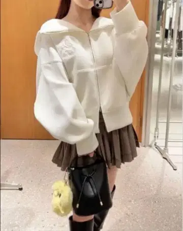 snidel 볼륨 후드티 아이보리