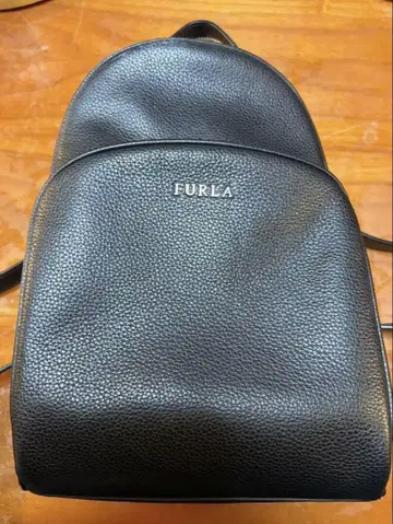 새상품급 FURLA 천연 가죽 백팩 블랙