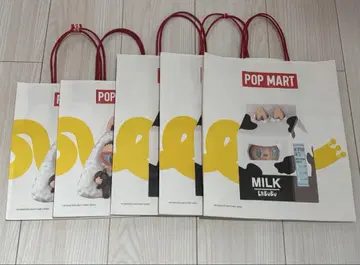 POPMART 팝마트 쇼퍼 러브브
